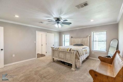 2574 County Road 162 Ovalo TX 79541