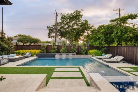 8527 Ridgelea Street Dallas TX 75209