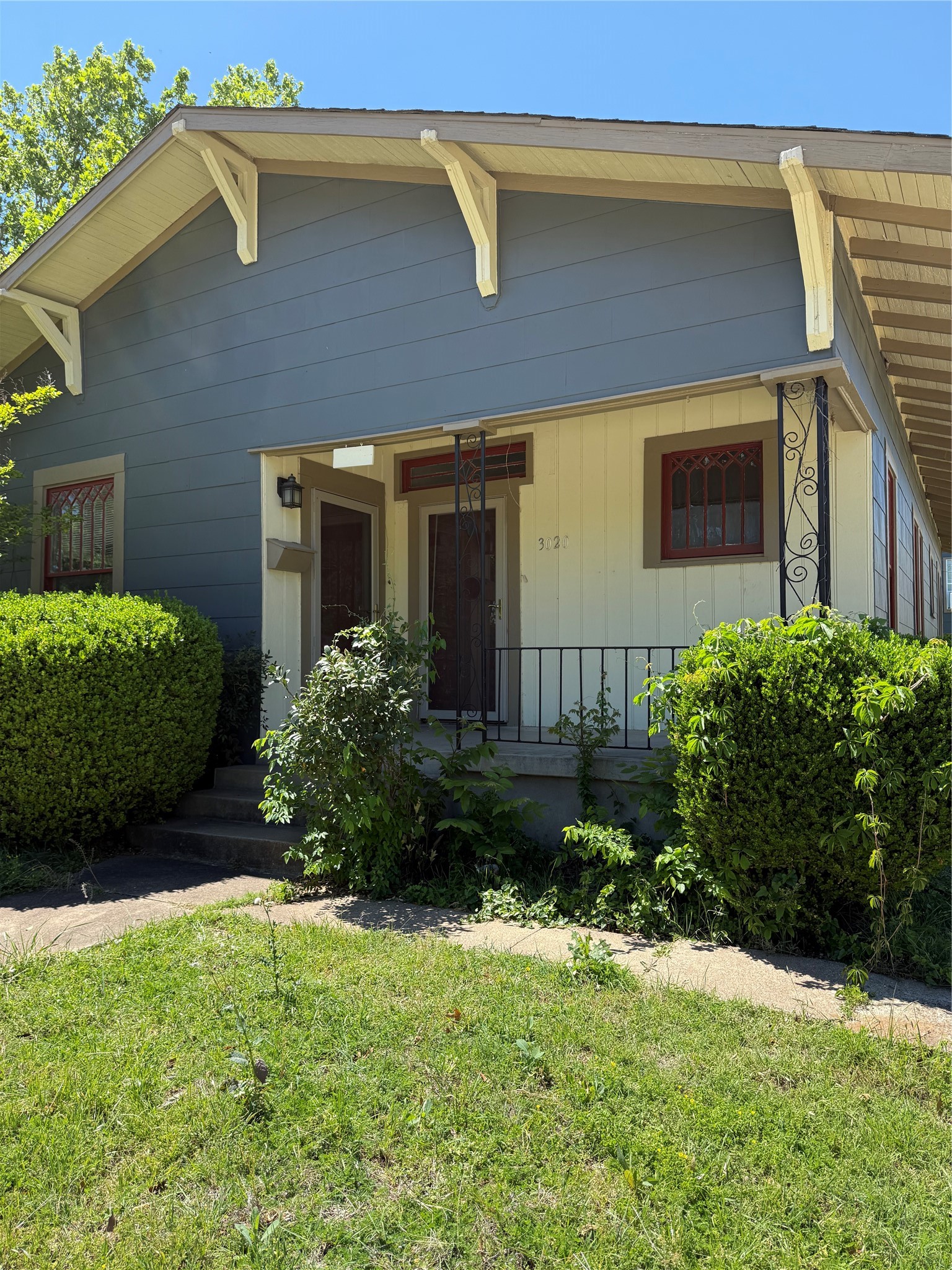 3020 Willing Avenue Fort Worth TX 76110