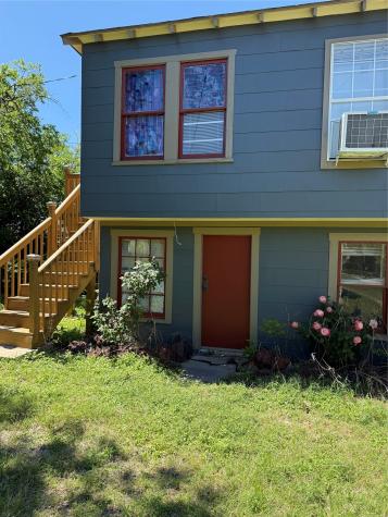 3020 Willing Avenue Fort Worth TX 76110