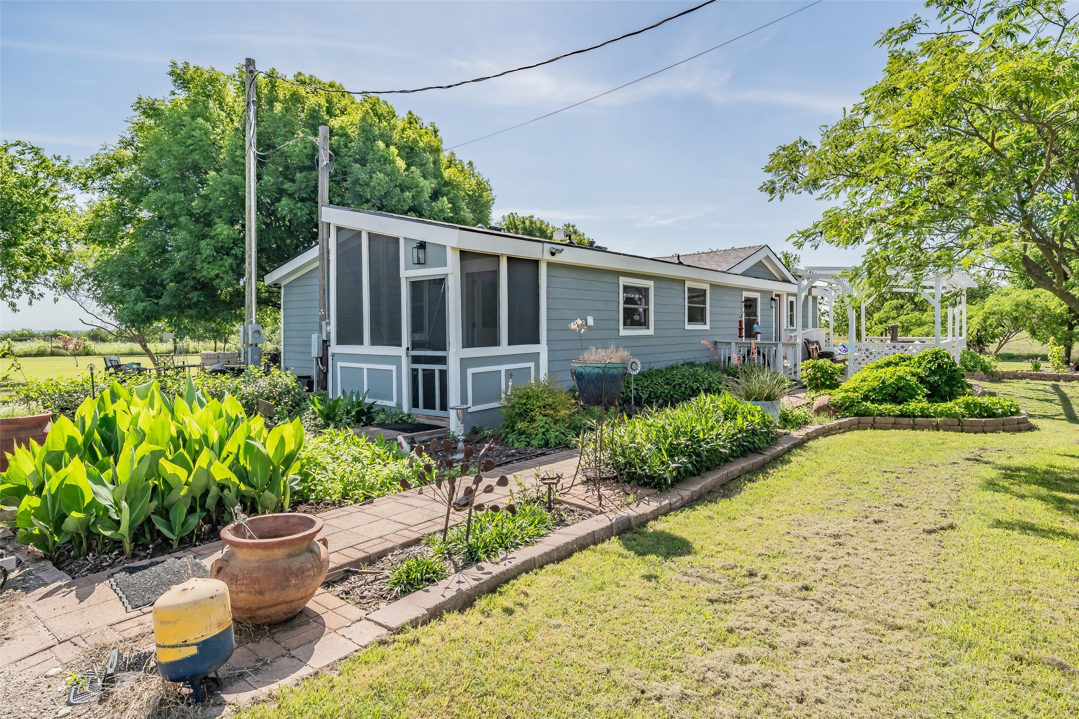 2137 County Road 1224 Cleburne TX 76033