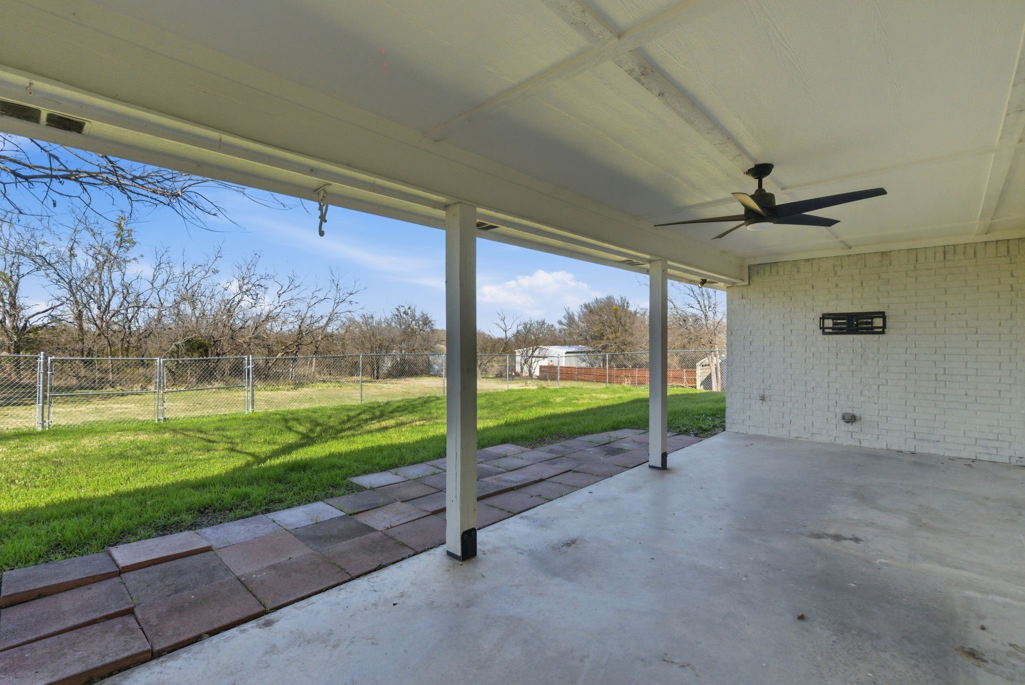 321 E Woody Creek Court Springtown TX 76082