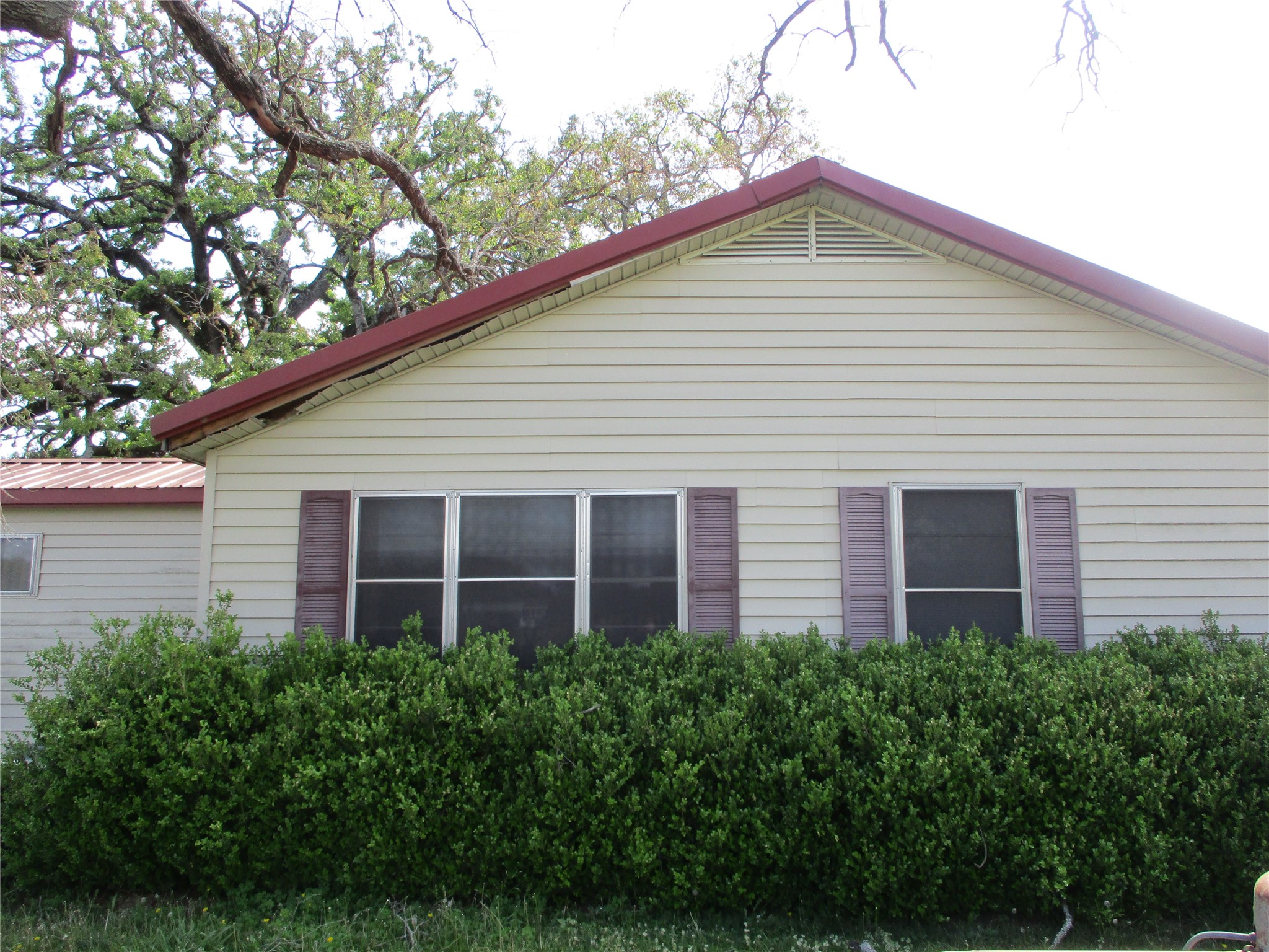 310 Rs County Road 1495 Emory TX 75440