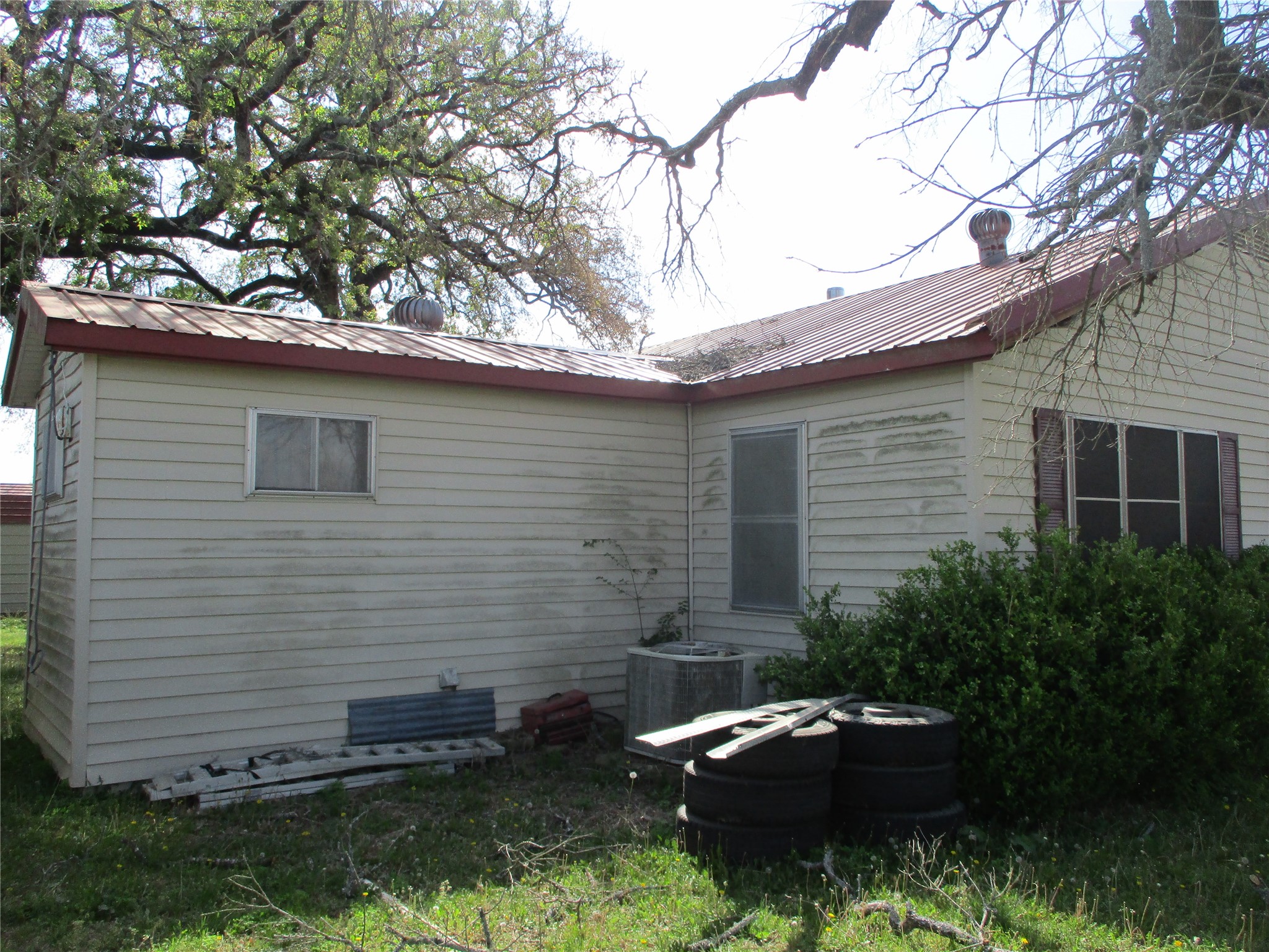 310 Rs County Road 1495 Emory TX 75440
