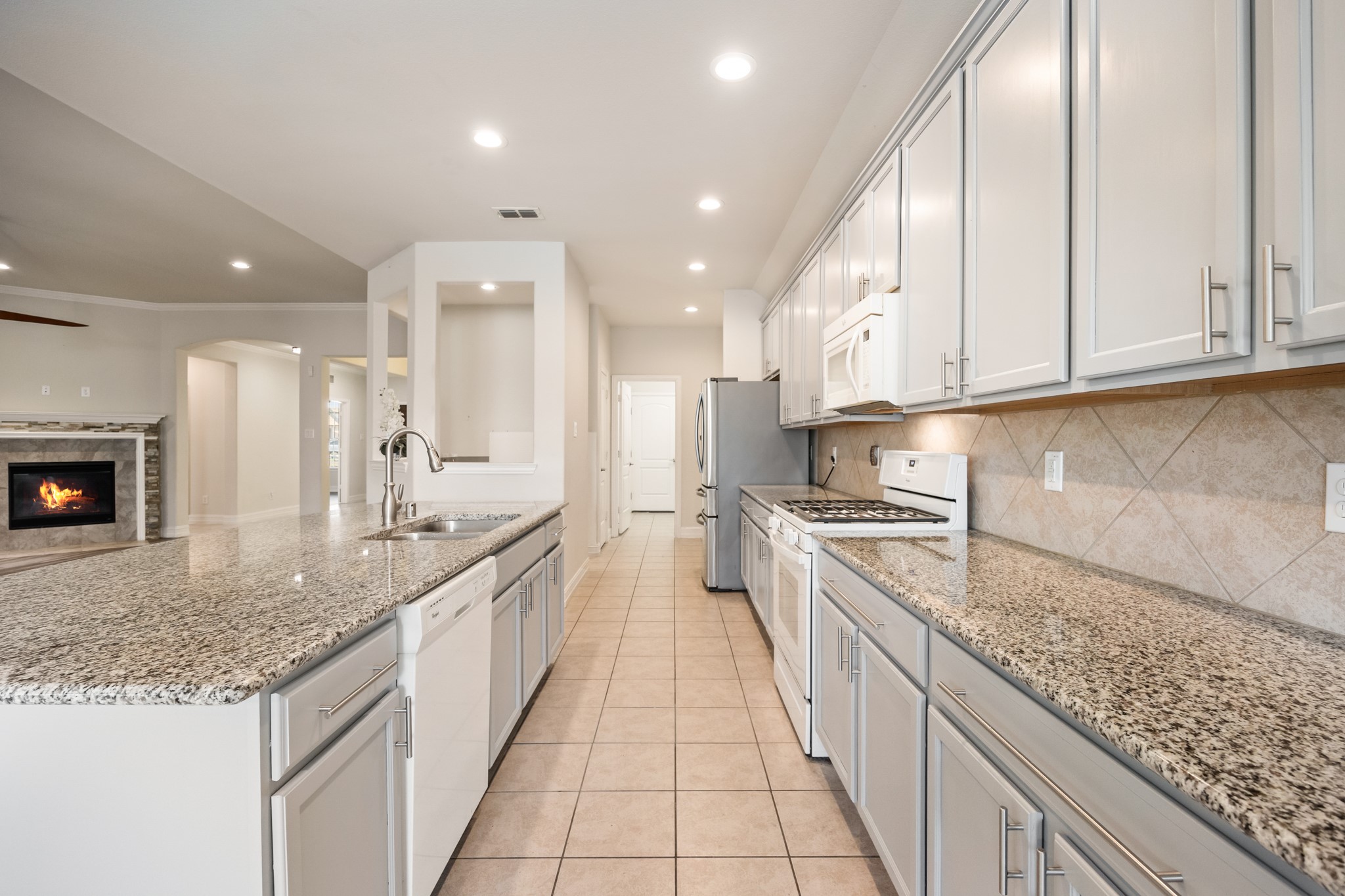2100 Plamera Lane Fort Worth TX 76131