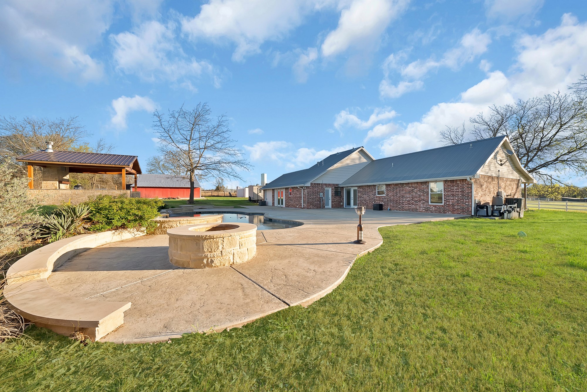 109 Pioneer Court Waxahachie TX 75167