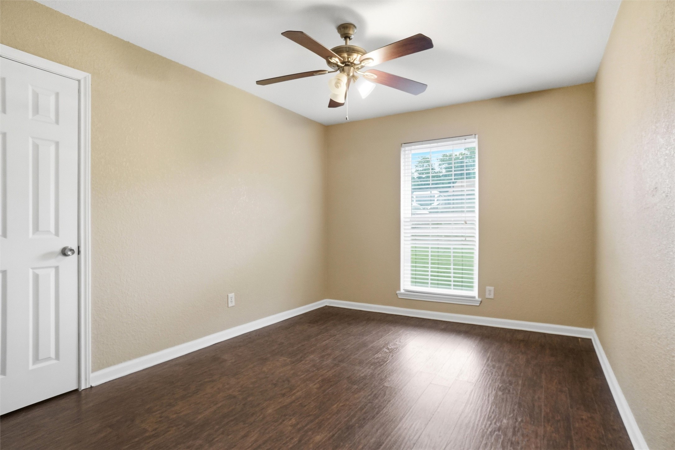 148 Lilac Lane Azle TX 76020