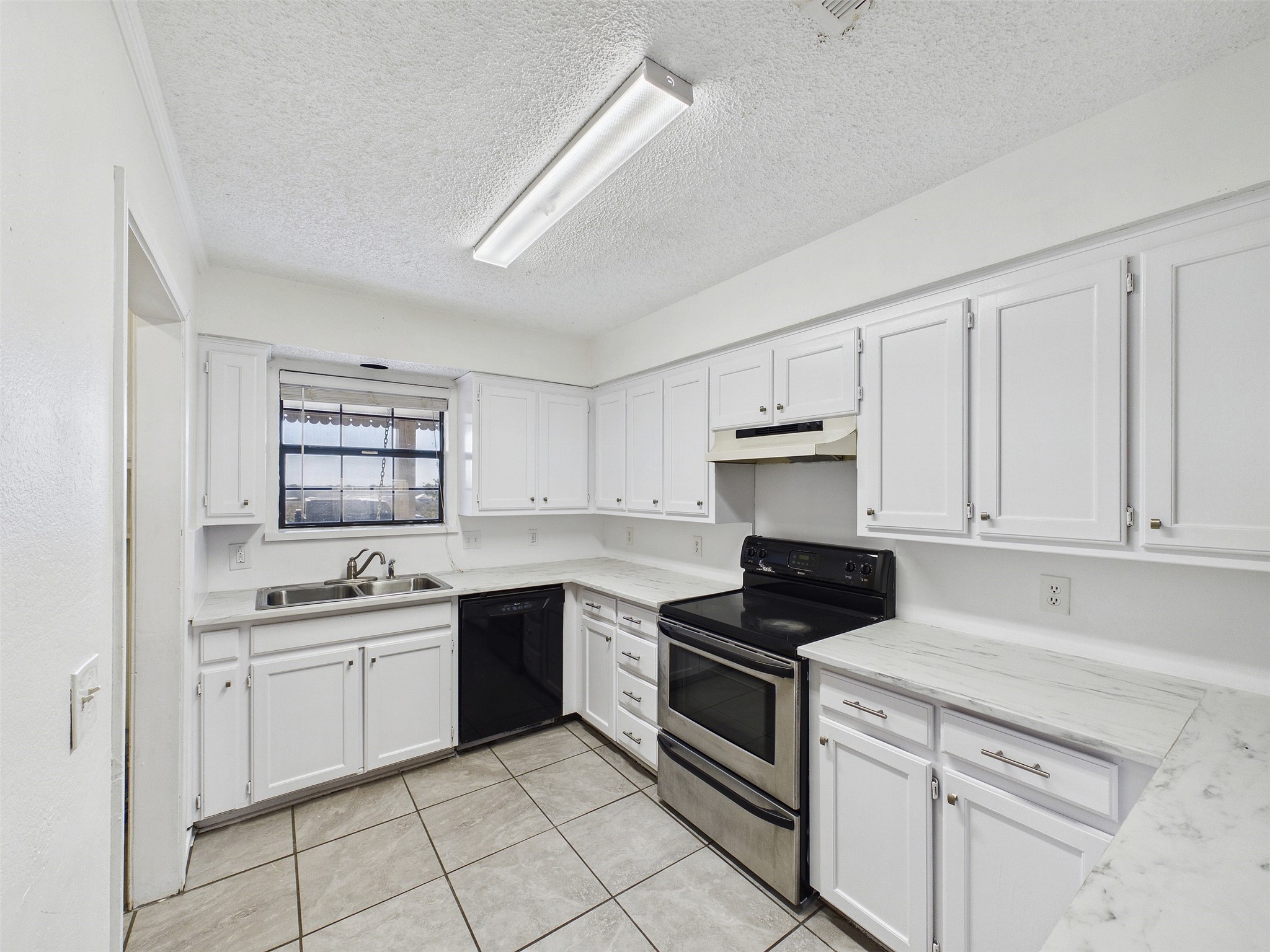 2409 County Road 805b Keene TX 76031