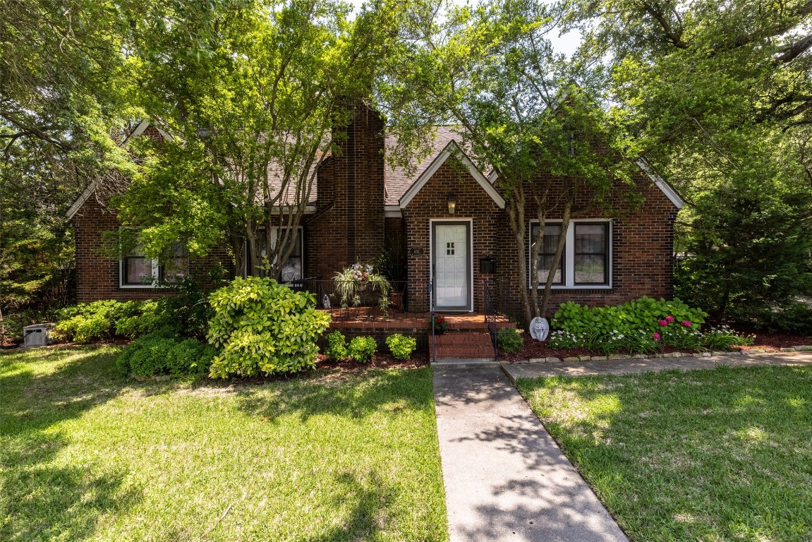 605 W Josephine Street Weatherford TX 76086