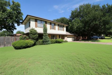 107 Byron Nelson Street Stephenville TX 76401
