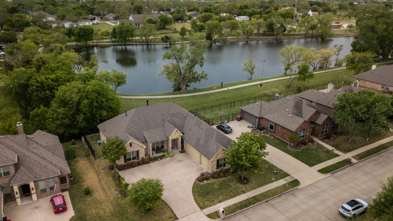 305 Midnight Drive Royse City TX 75189