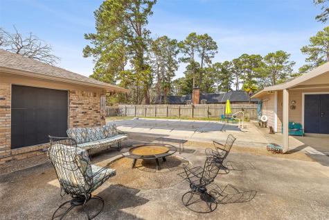 1302 W Sabine Street Carthage TX 75633