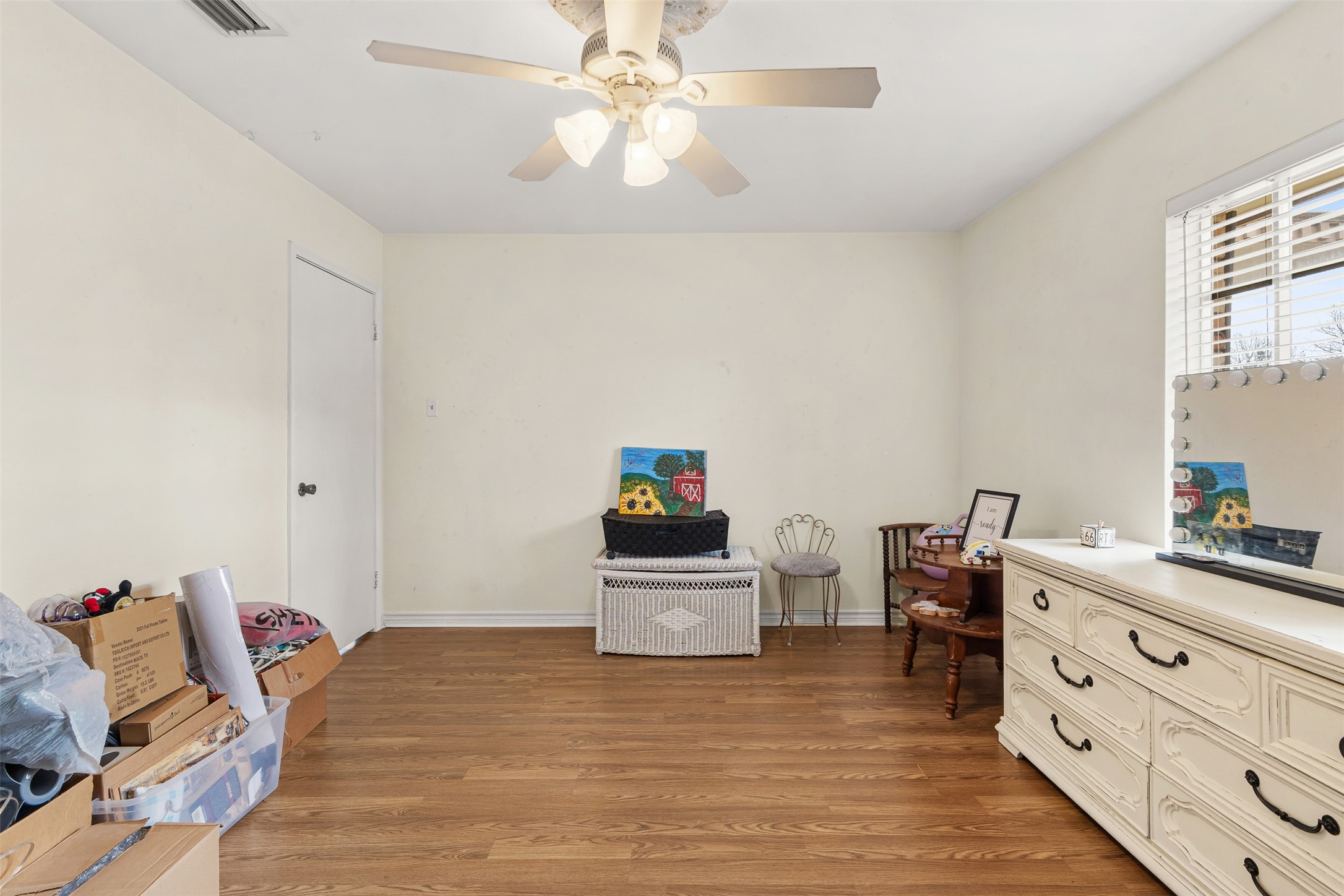1302 W Sabine Street Carthage TX 75633