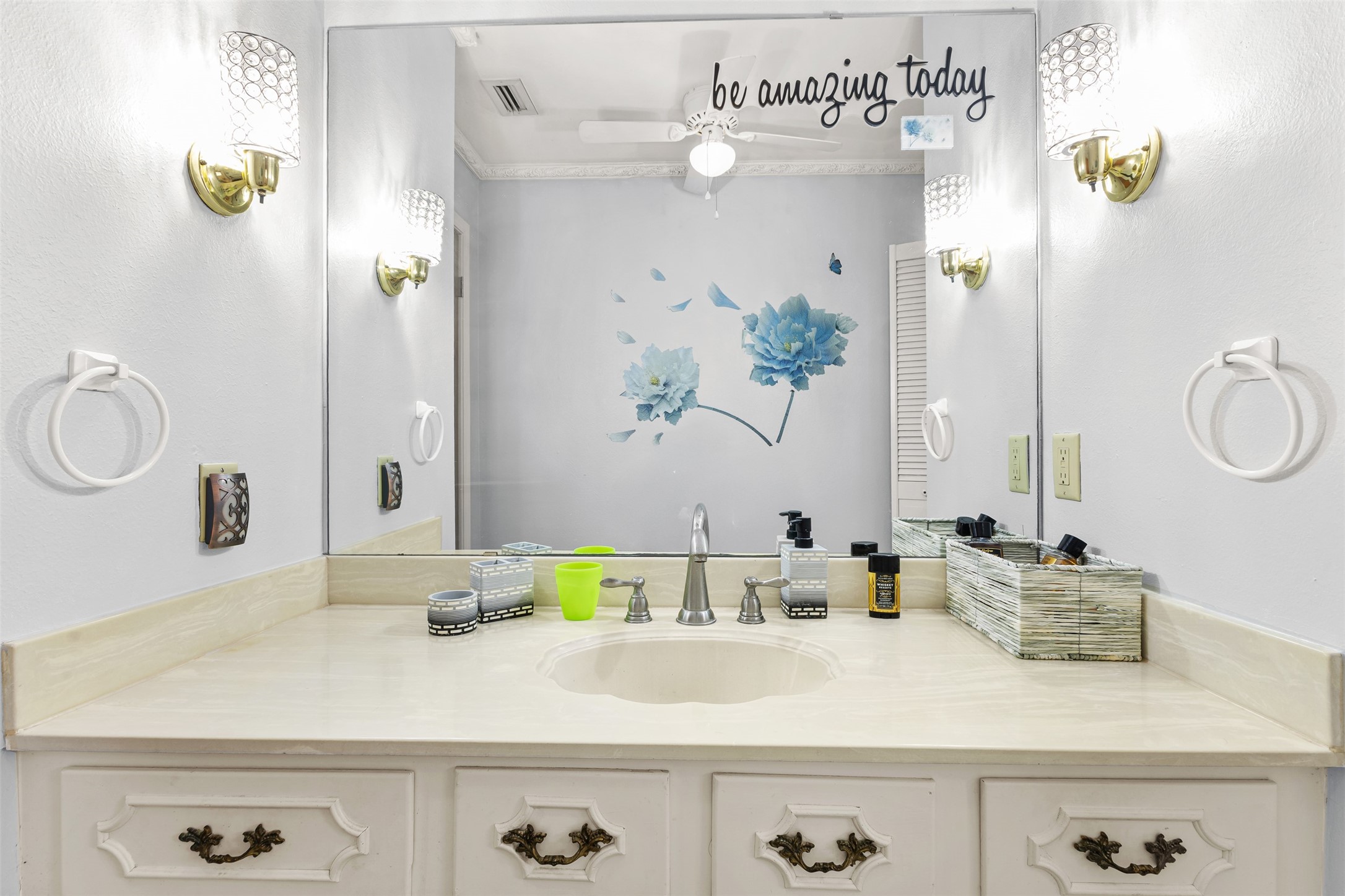 1302 W Sabine Street Carthage TX 75633