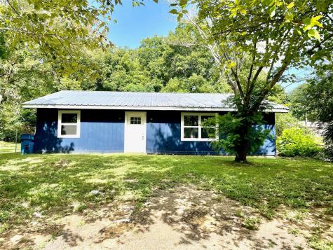 411 N Pearl Street Big Sandy TX 75755