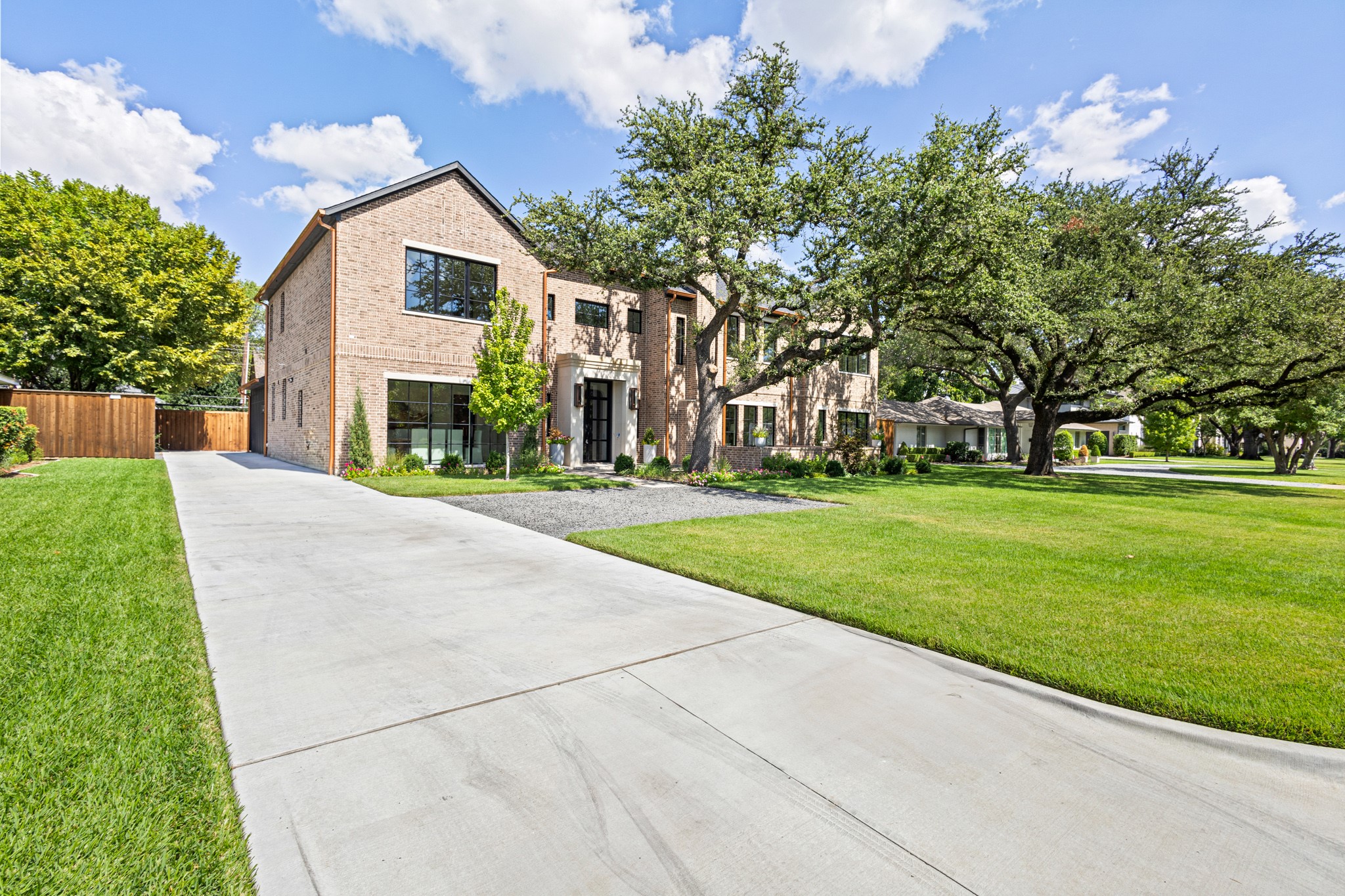 5925 Williamstown Road Dallas TX 75230