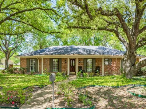 1612 Woodcrest Avenue Corsicana TX 75110