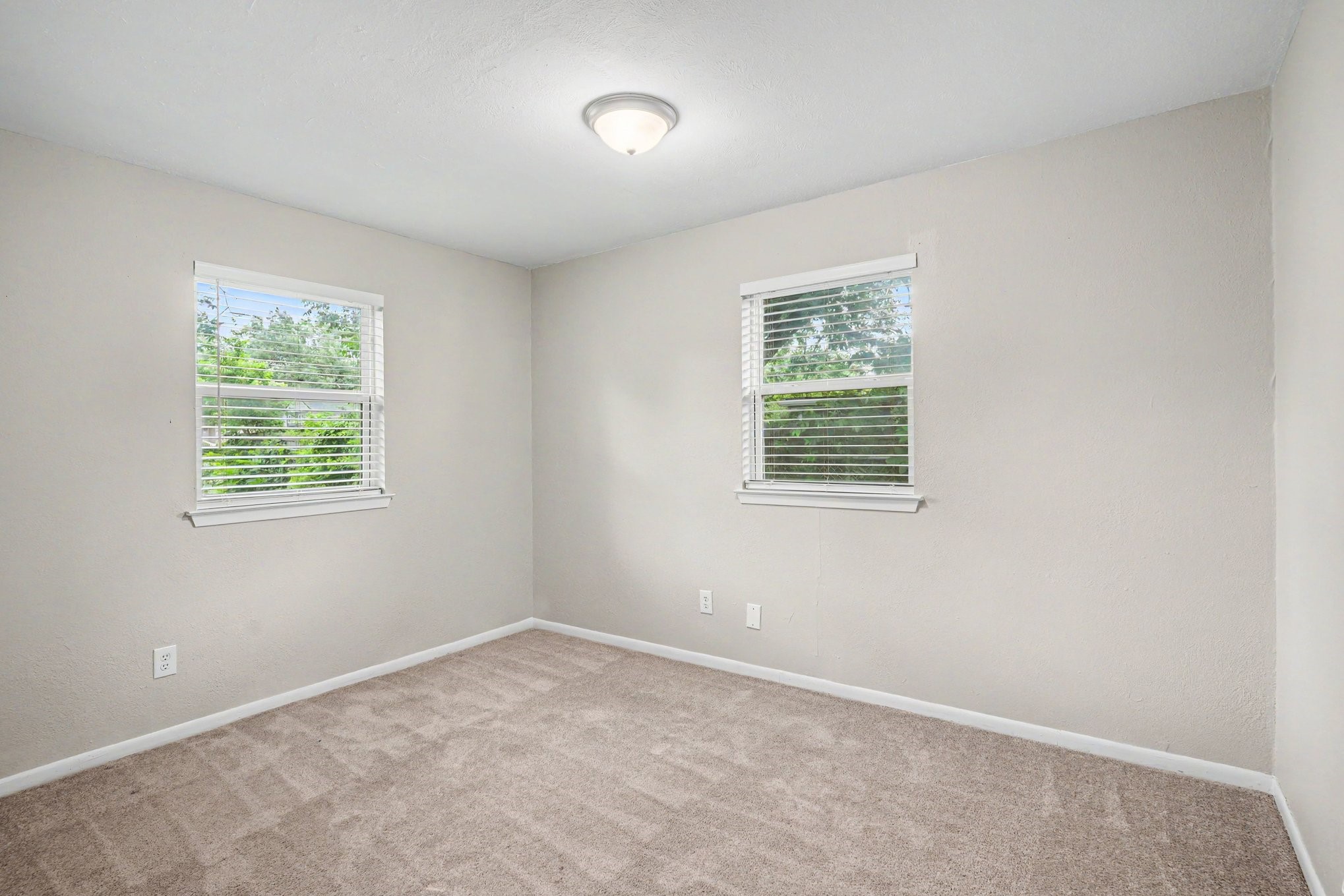 809 E Bovell Street Crowley TX 76036