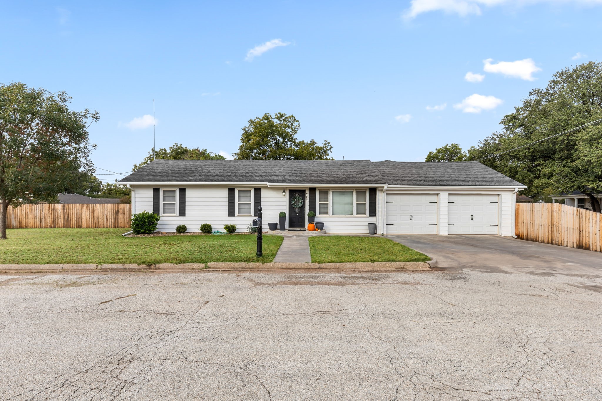 705 Starlight Drive Seymour TX 76380