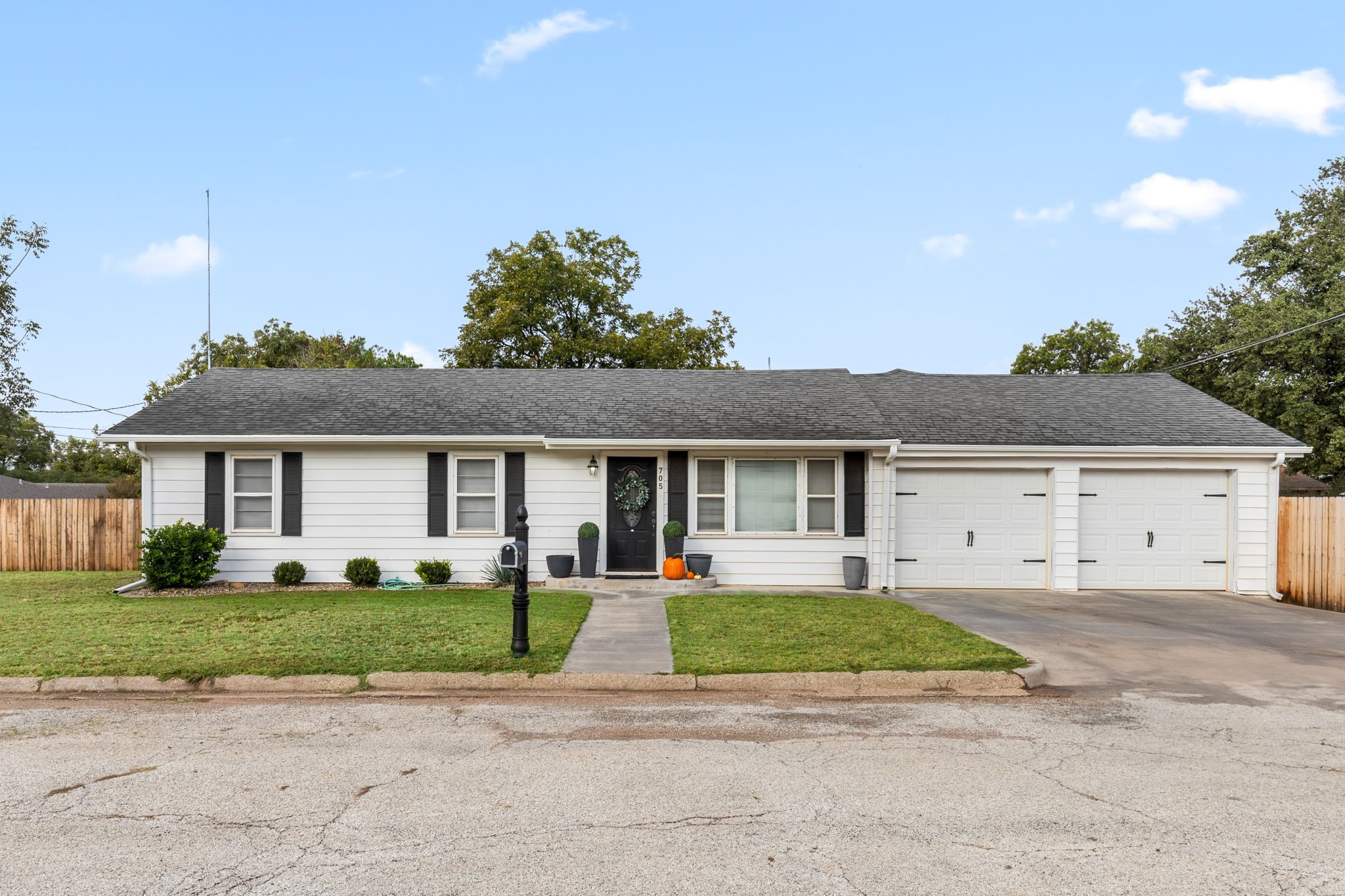 705 Starlight Drive Seymour TX 76380
