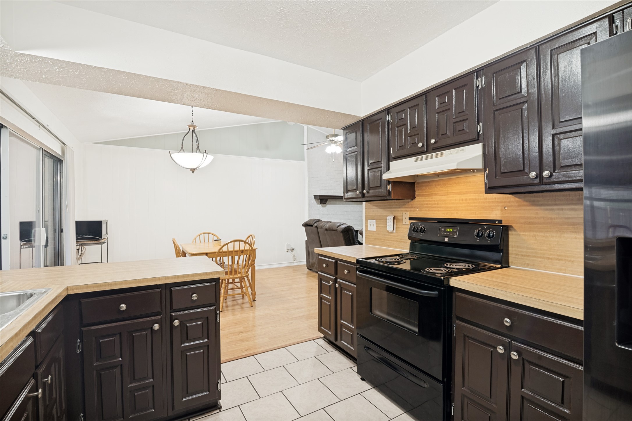 1102 Alexandria Avenue Garland TX 75040