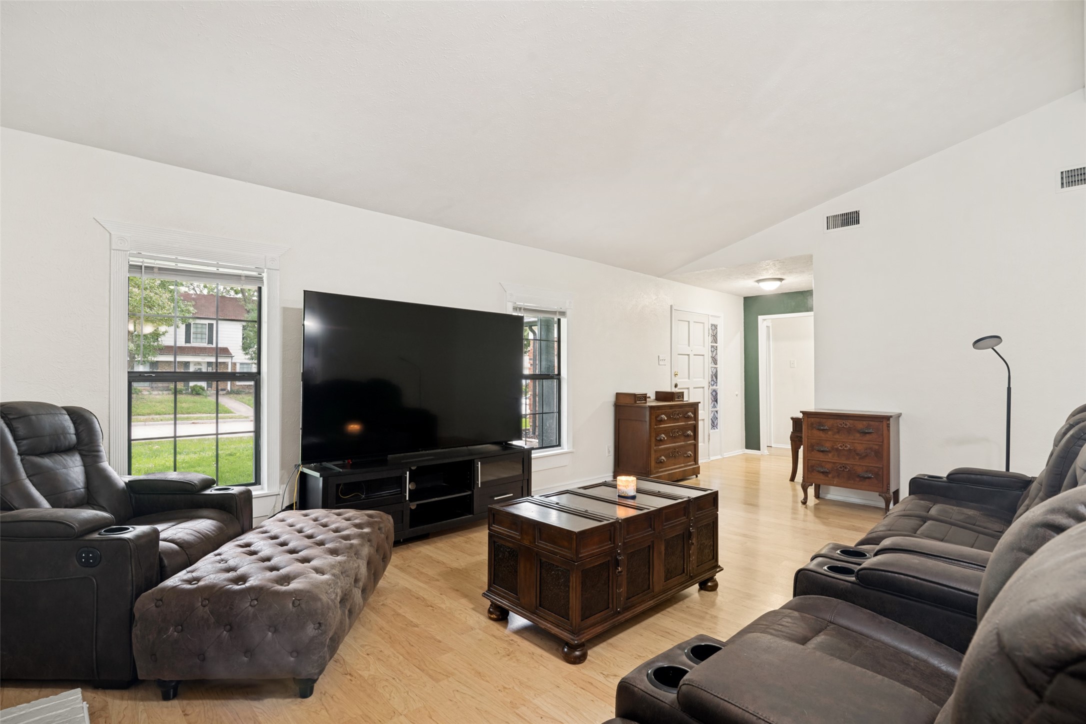 1102 Alexandria Avenue Garland TX 75040