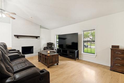 1102 Alexandria Avenue Garland TX 75040