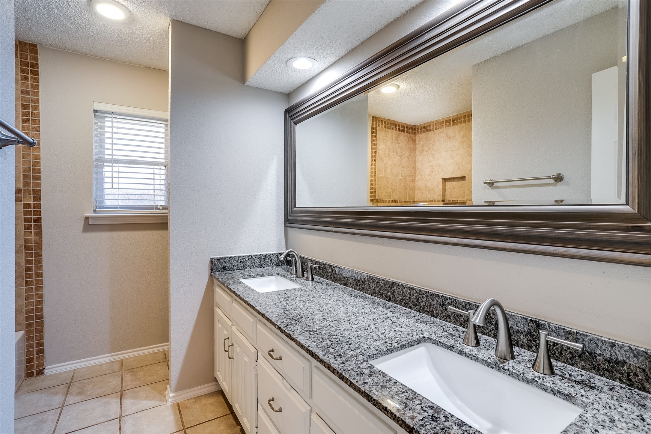 4129 Hackmore Loop Irving TX 75061