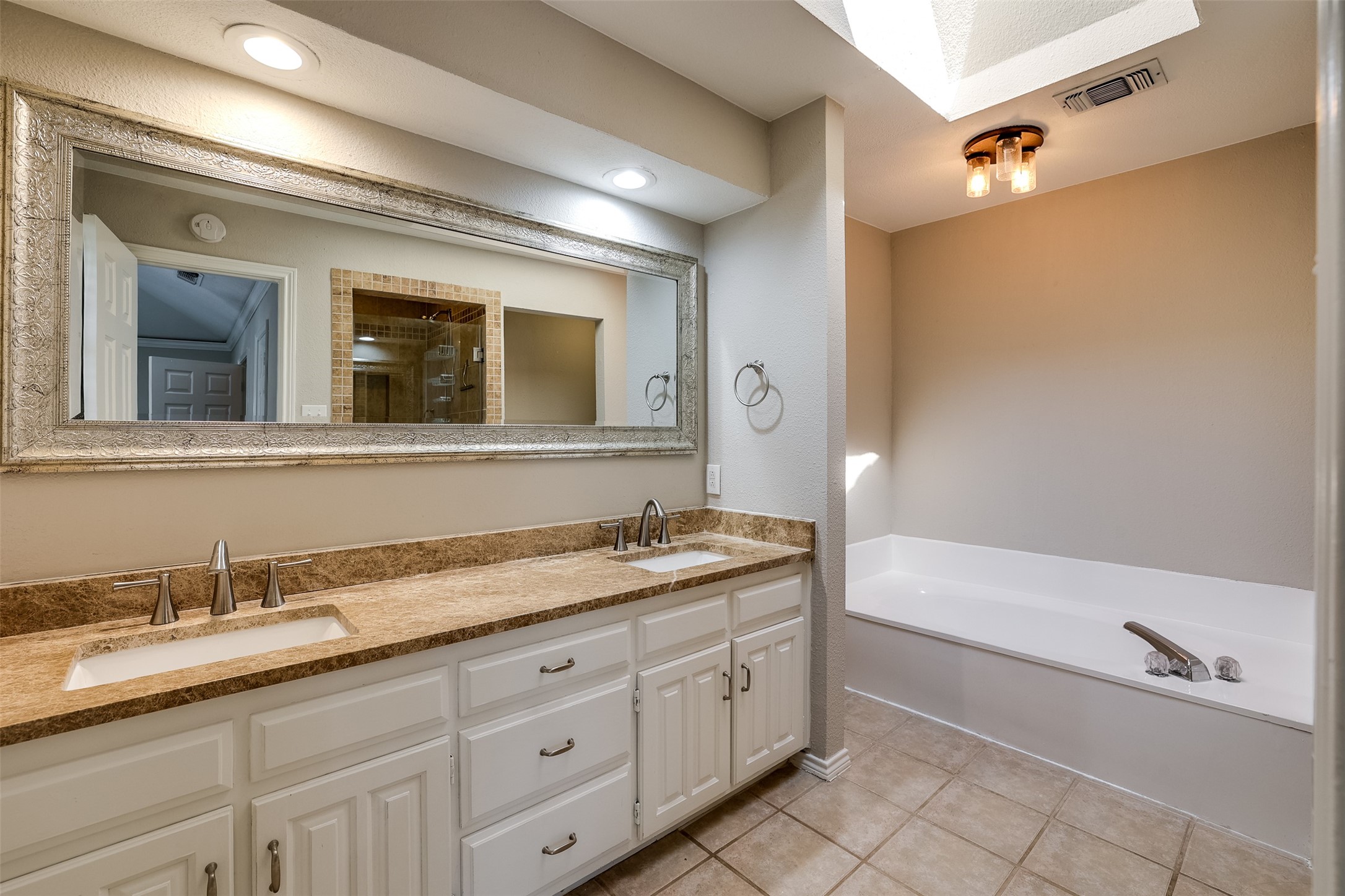 4129 Hackmore Loop Irving TX 75061