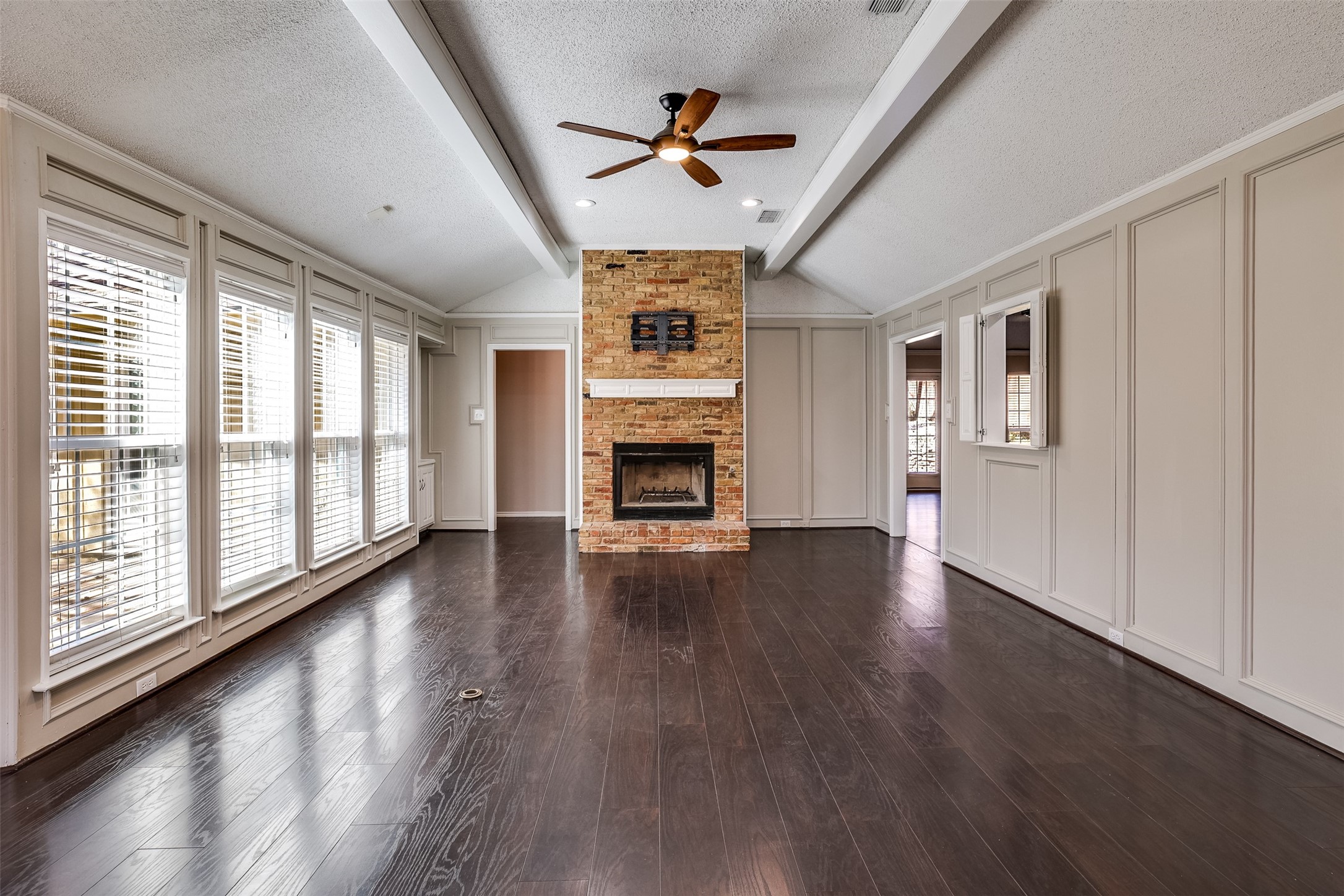 4129 Hackmore Loop Irving TX 75061