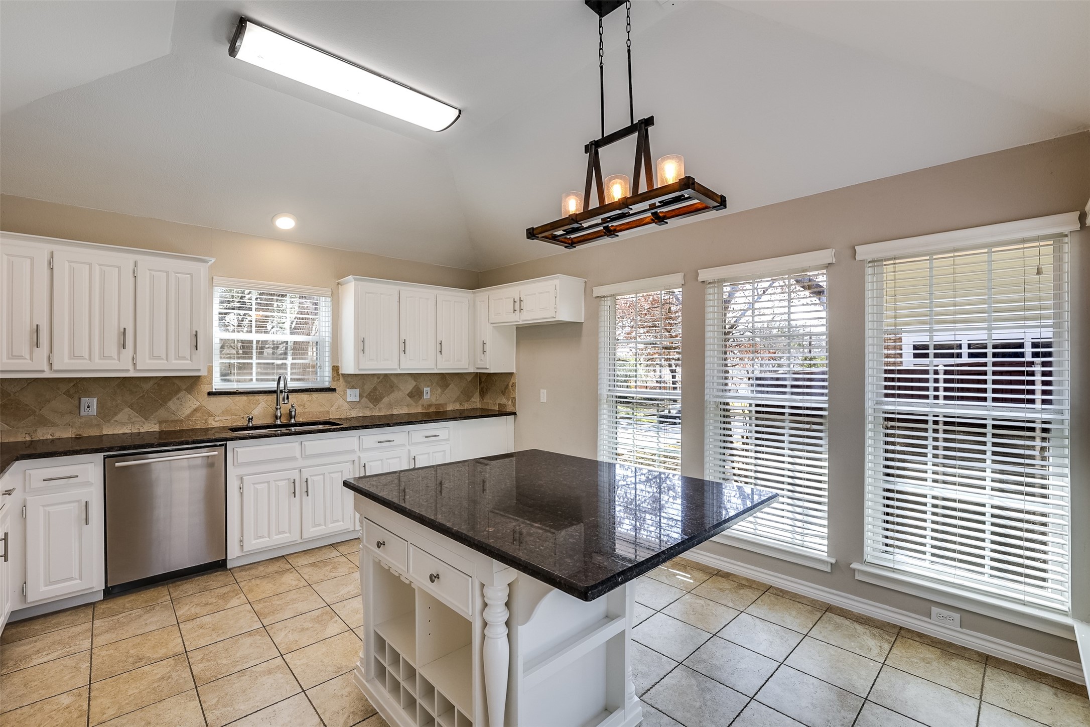 4129 Hackmore Loop Irving TX 75061