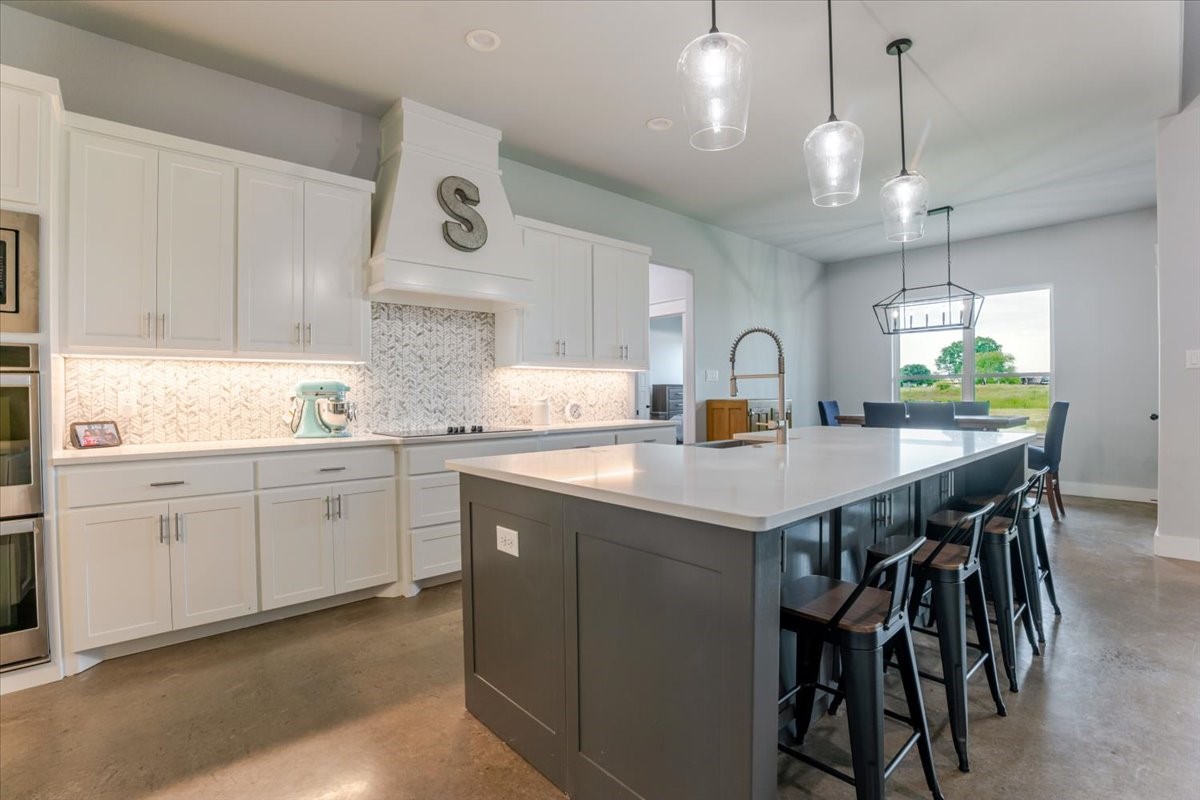 1040 Pioneer Crossing Weatherford TX 76088