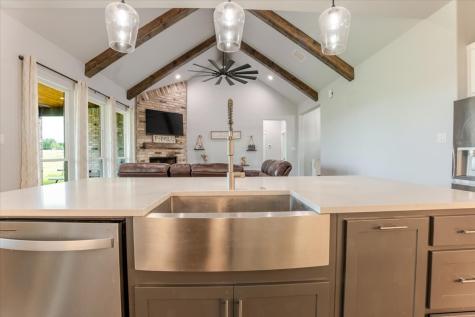 1040 Pioneer Crossing Weatherford TX 76088