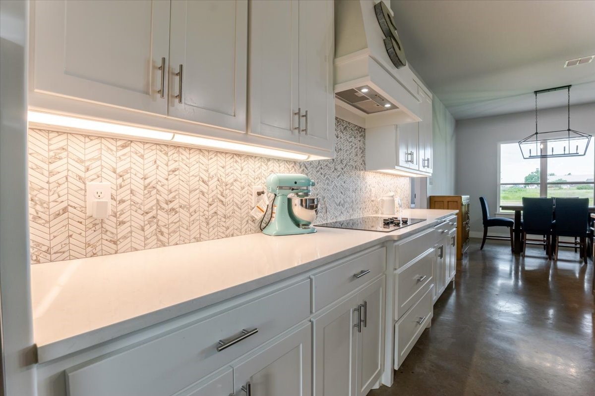 1040 Pioneer Crossing Weatherford TX 76088