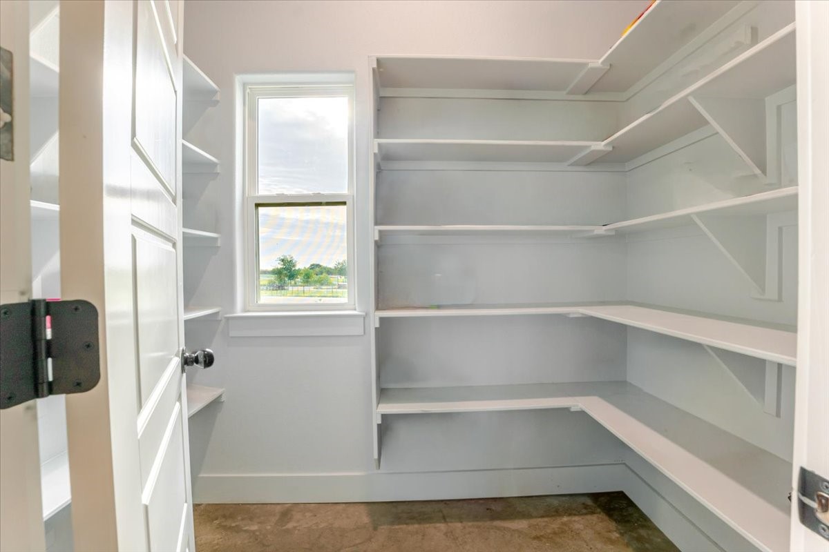 1040 Pioneer Crossing Weatherford TX 76088