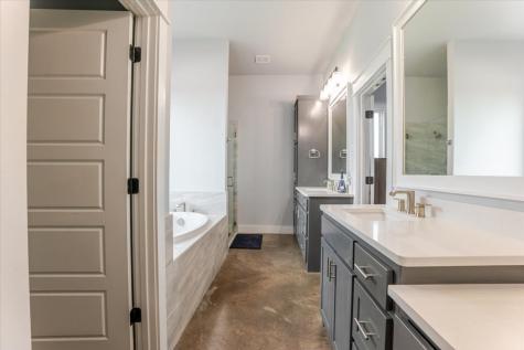 1040 Pioneer Crossing Weatherford TX 76088