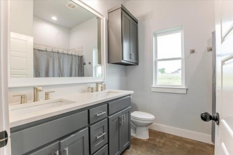 1040 Pioneer Crossing Weatherford TX 76088