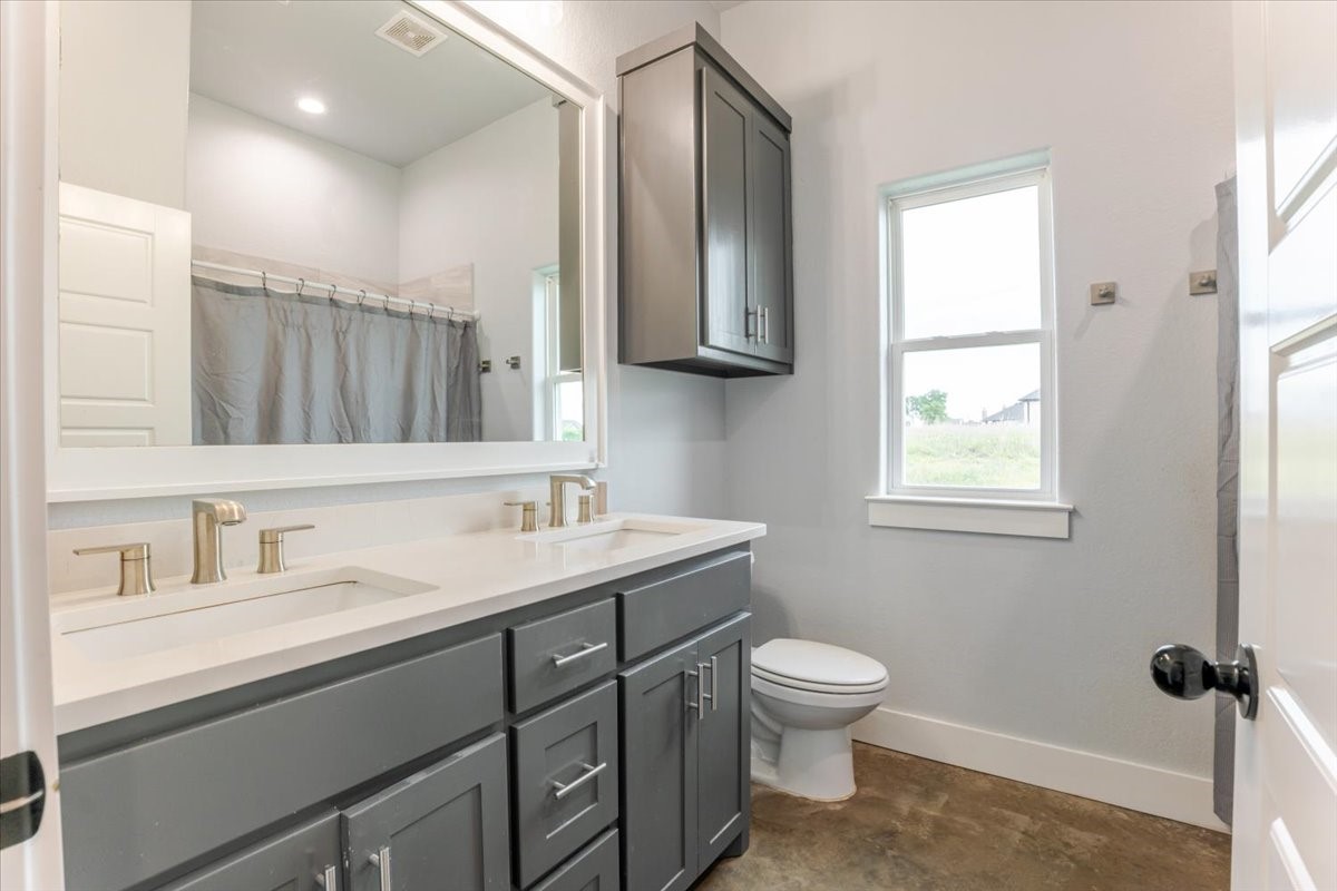 1040 Pioneer Crossing Weatherford TX 76088