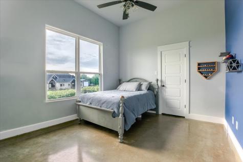 1040 Pioneer Crossing Weatherford TX 76088