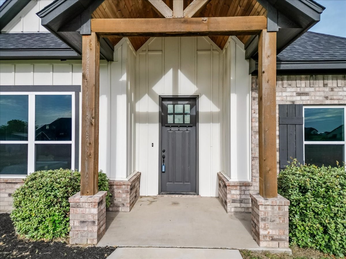 1040 Pioneer Crossing Weatherford TX 76088