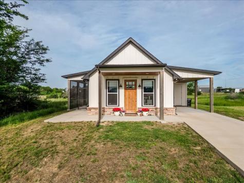 1040 Pioneer Crossing Weatherford TX 76088