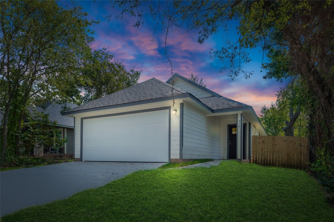 1319 W Gandy Street Denison TX 75020
