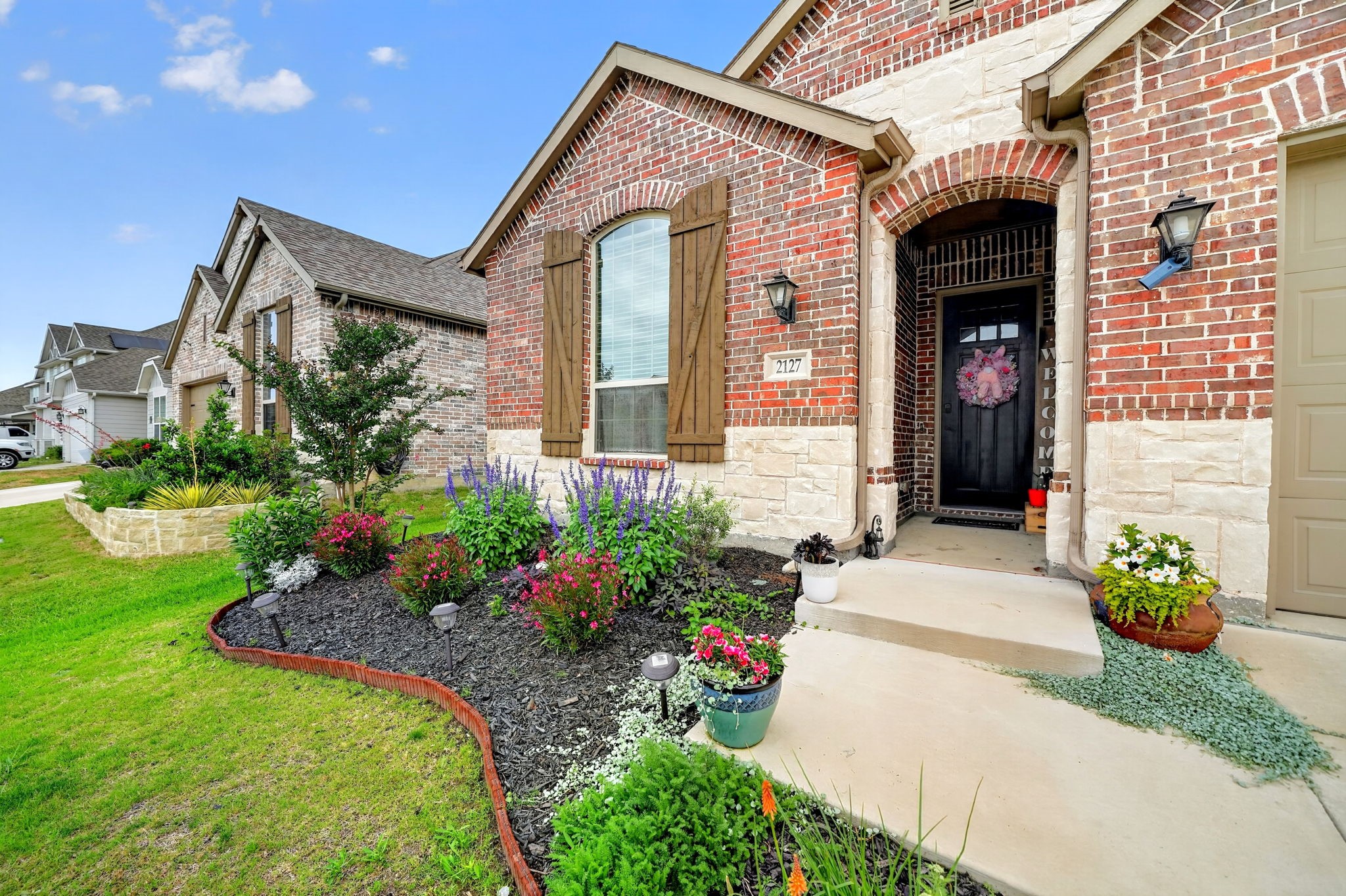 2127 Mossbrook Drive Royse City TX 75189
