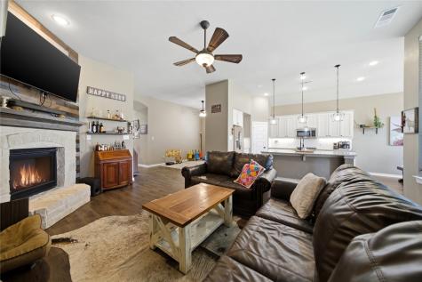 2127 Mossbrook Drive Royse City TX 75189