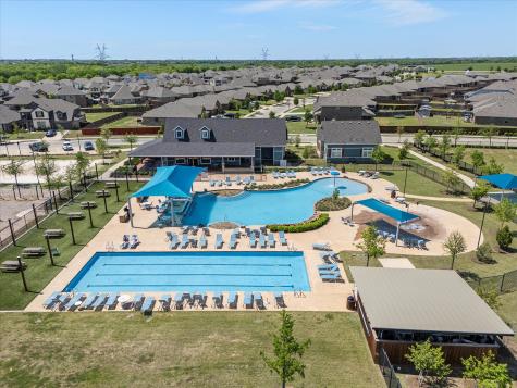 2127 Mossbrook Drive Royse City TX 75189