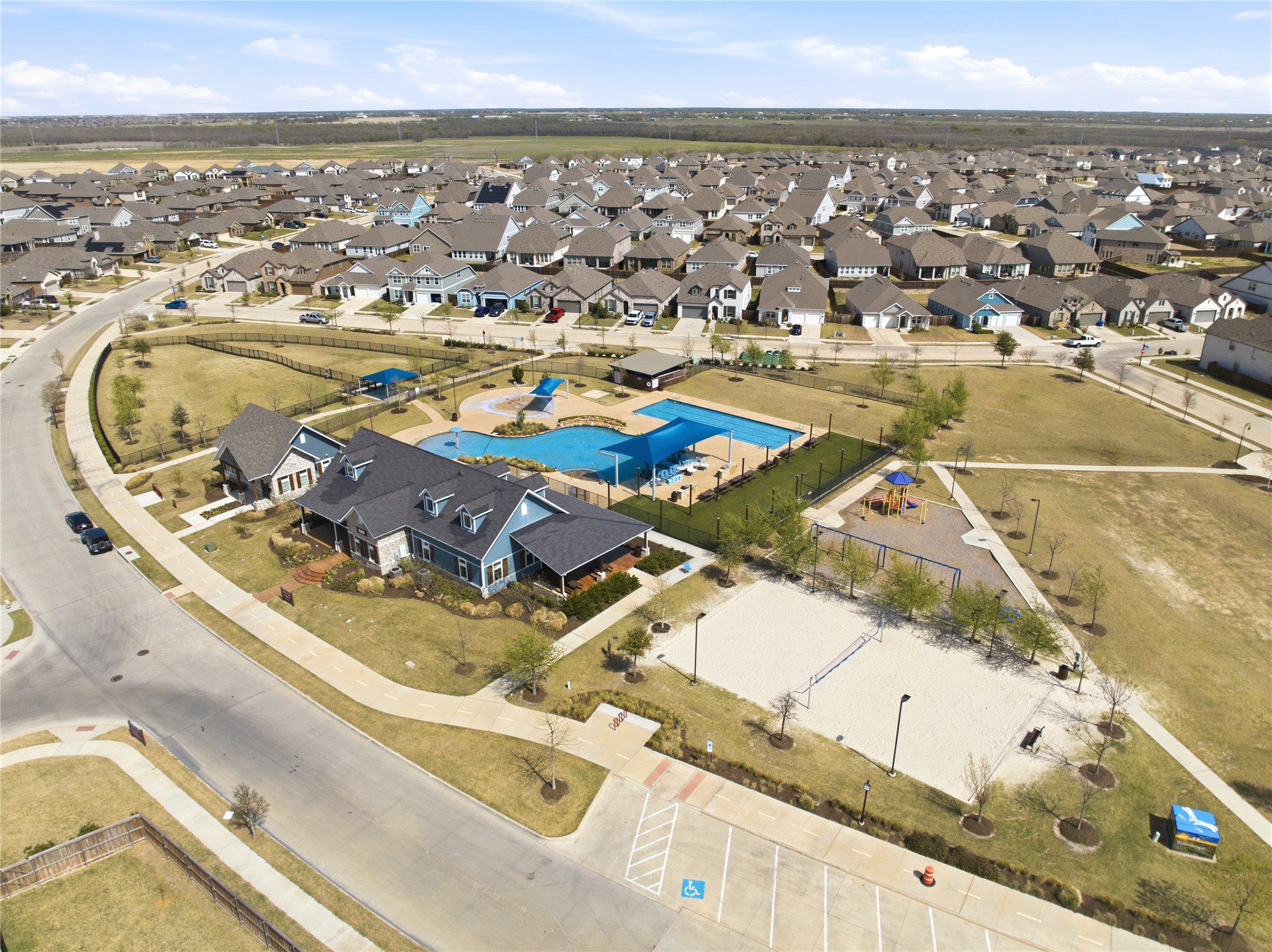 2127 Mossbrook Drive Royse City TX 75189