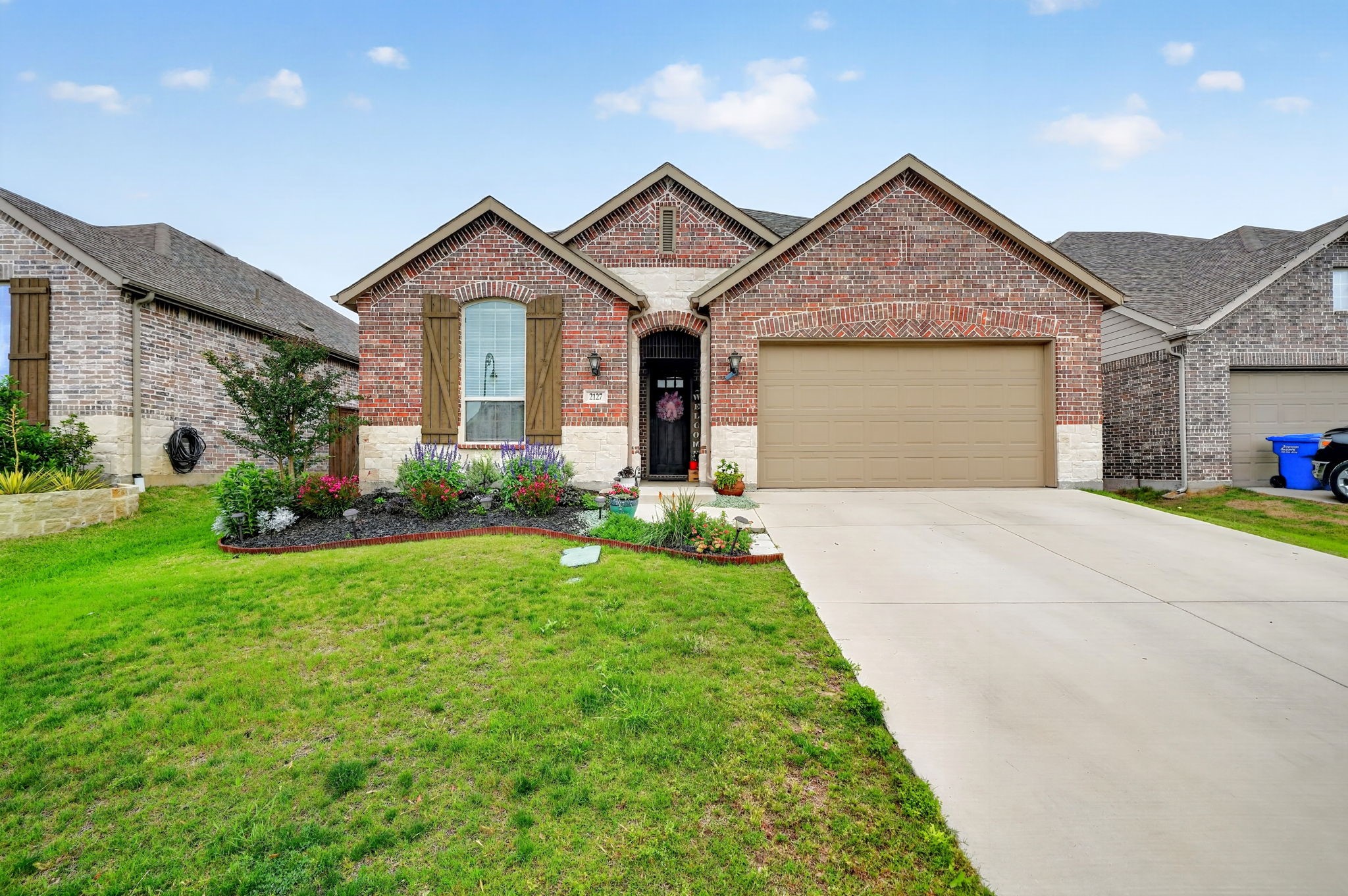 2127 Mossbrook Drive Royse City TX 75189