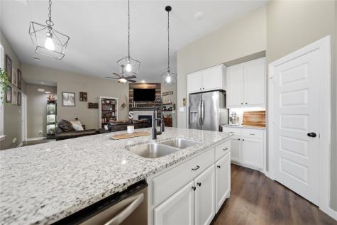 2127 Mossbrook Drive Royse City TX 75189