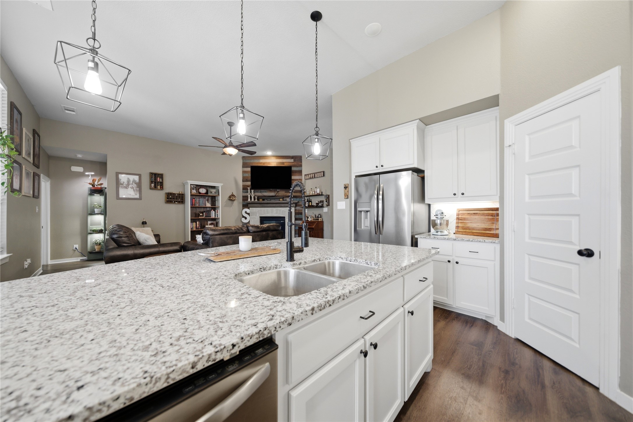 2127 Mossbrook Drive Royse City TX 75189