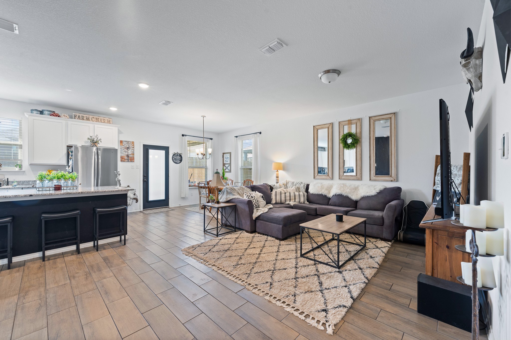 8209 Korat Vista Godley TX 76044